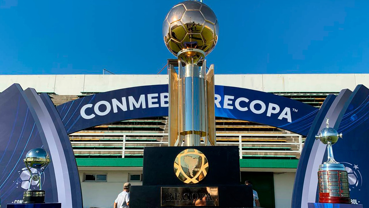 Recopa Sudamericana background